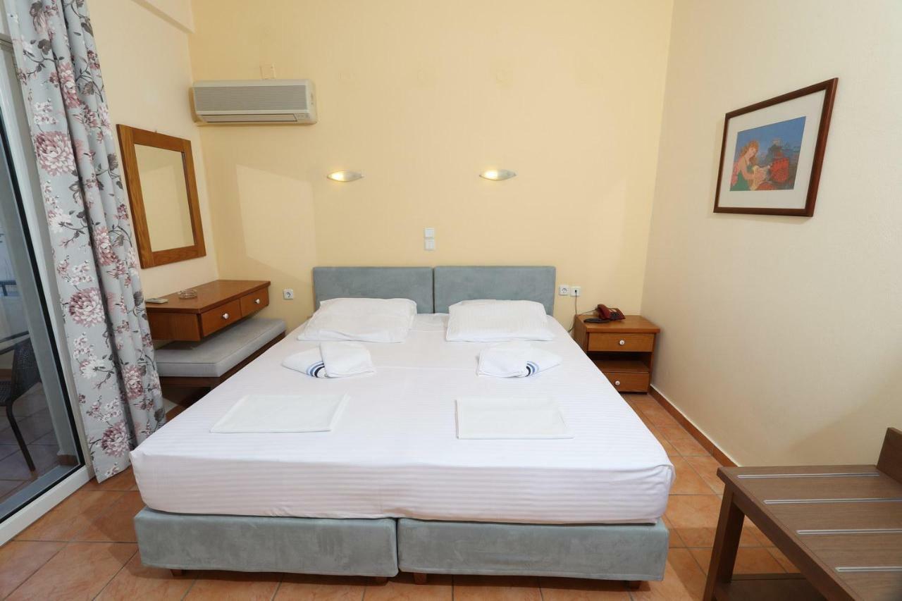 G. Kiapekou Aparthotel Loutrá Edipsoú Eksteriør bilde